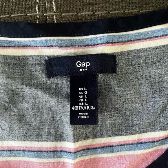 Women’s GAP blouse size Large - Picture 2 of 2